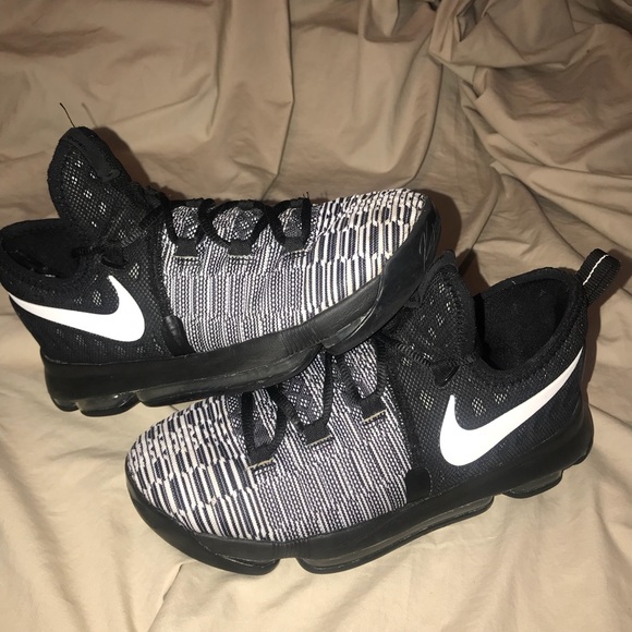 kd 9 oreo price